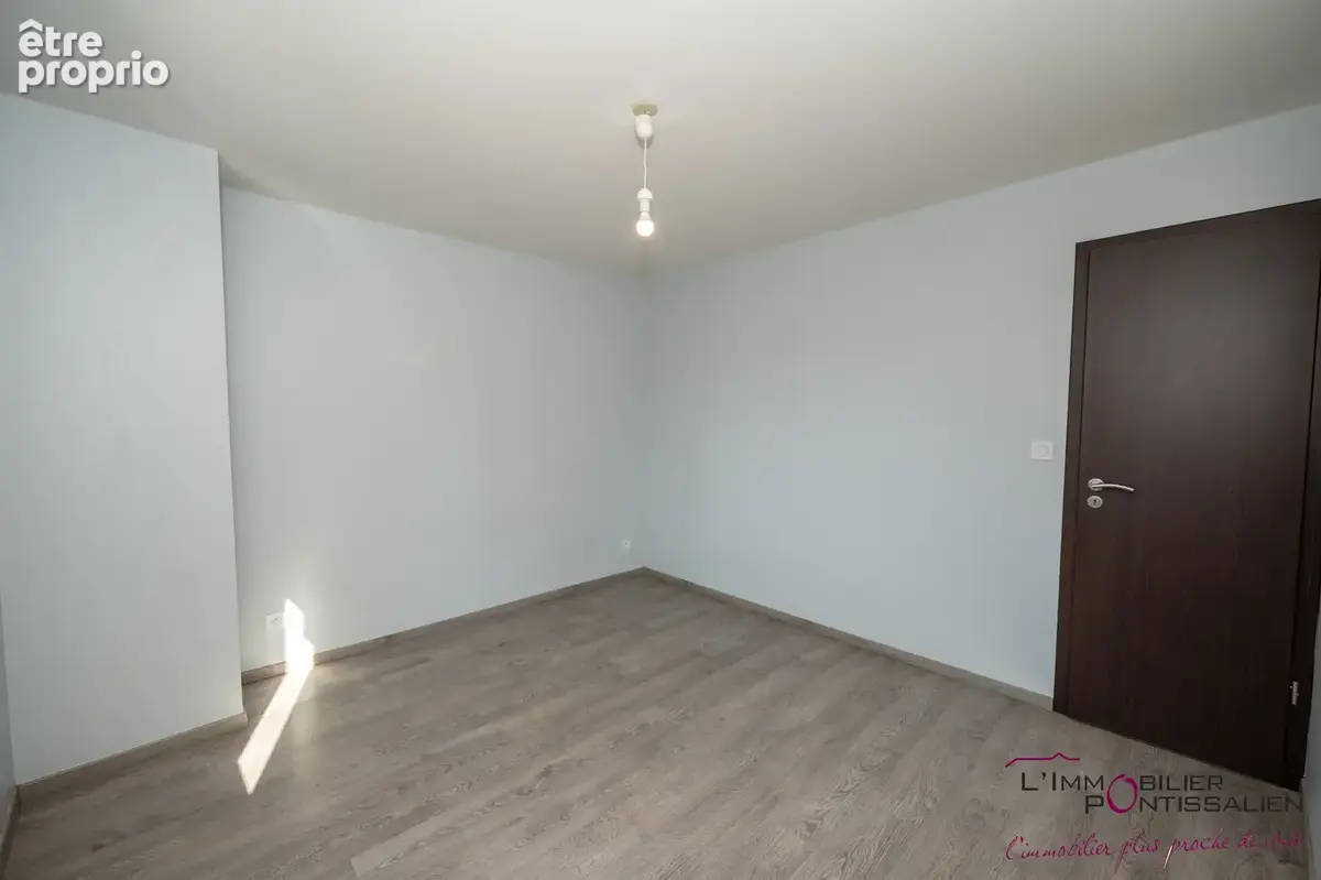 Appartement - t3 - 75m2 - centre ville - photo 14