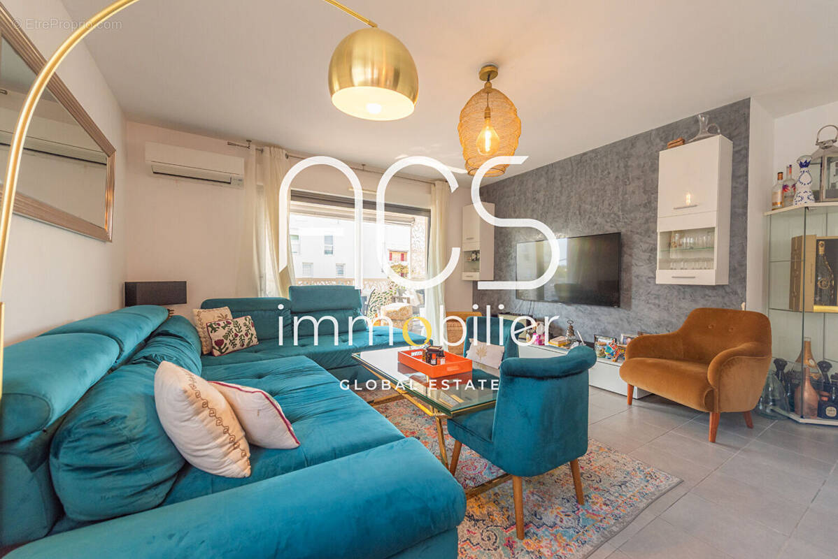 Appartement à FREJUS