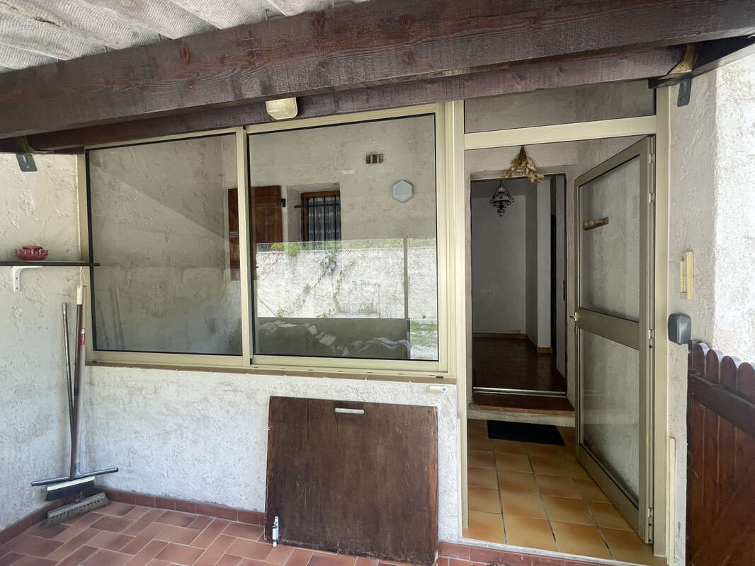 Maison à SERANON