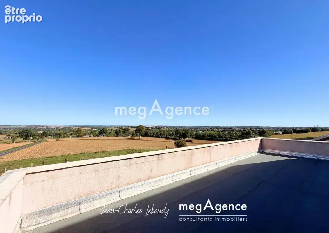 Maison 7 pièces - Bâtiment annexe - photo 12
