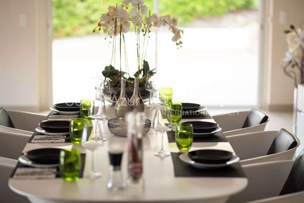 Maison à MOUANS-SARTOUX