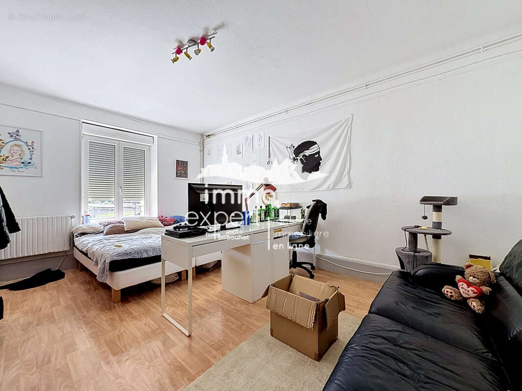 Appartement à MIRECOURT