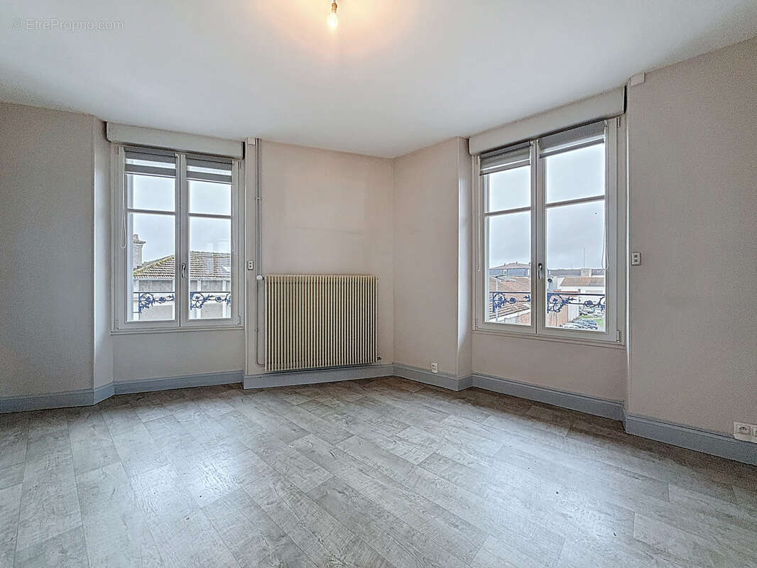 Appartement à VITTEL