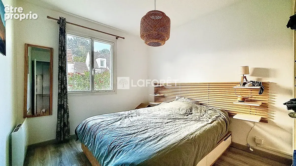 Laforêt Luzarches - Maison familiale familiale au Mesnil-Aubry / 6  pièces / 4 chambress132 m2 - photo 5