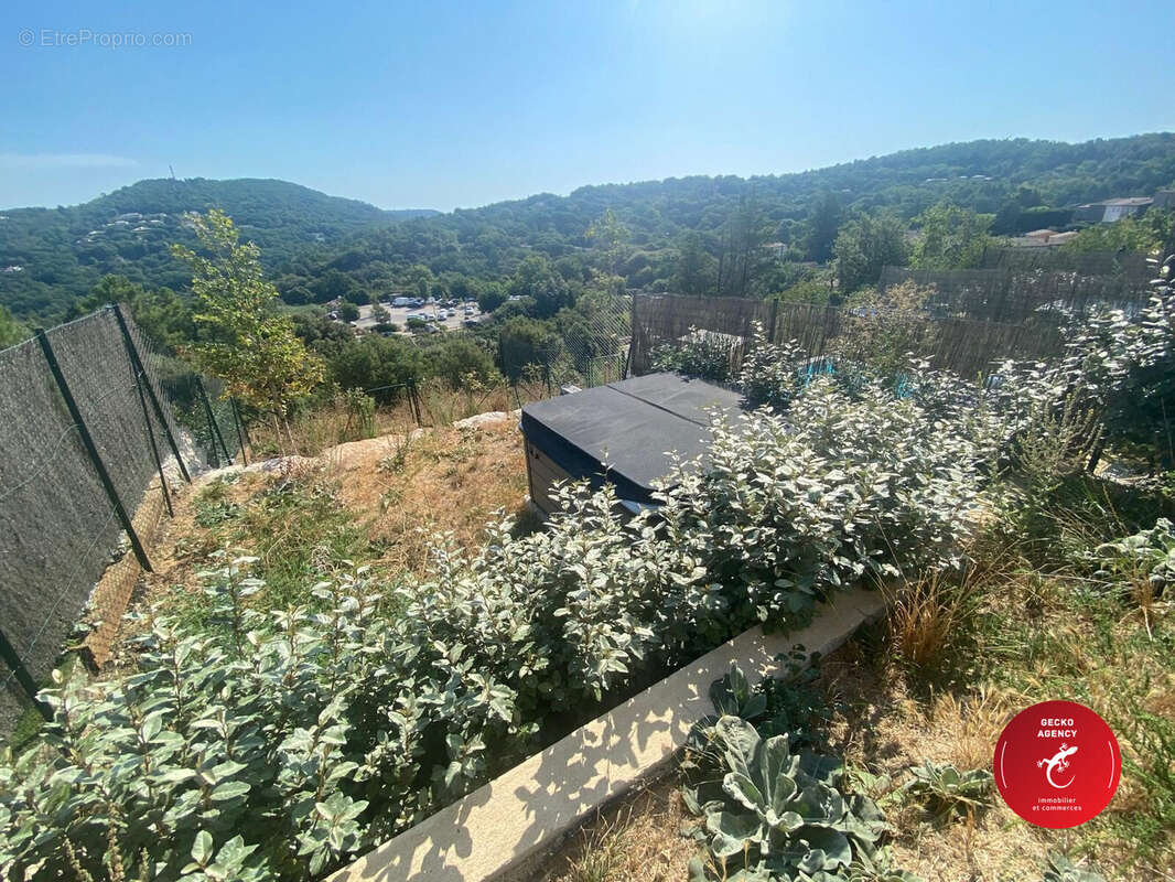 Maison 89 m² à La Garde-Freinet  - photo 9