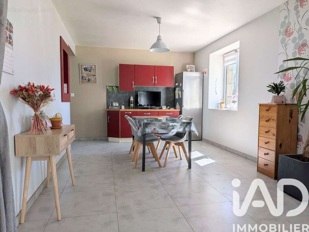 Photo 8 - Maison à LOUVIGNE-DU-DESERT