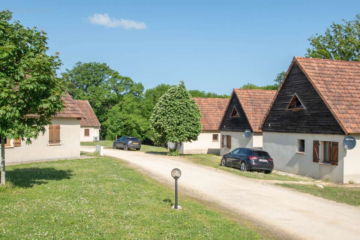 Maison 82 m² à Lacapelle-Marival  - photo 3