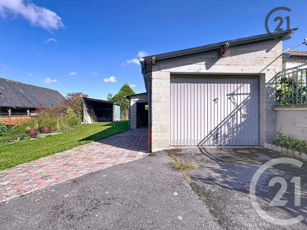 Maison à SAINT-QUENTIN-LE-PETIT