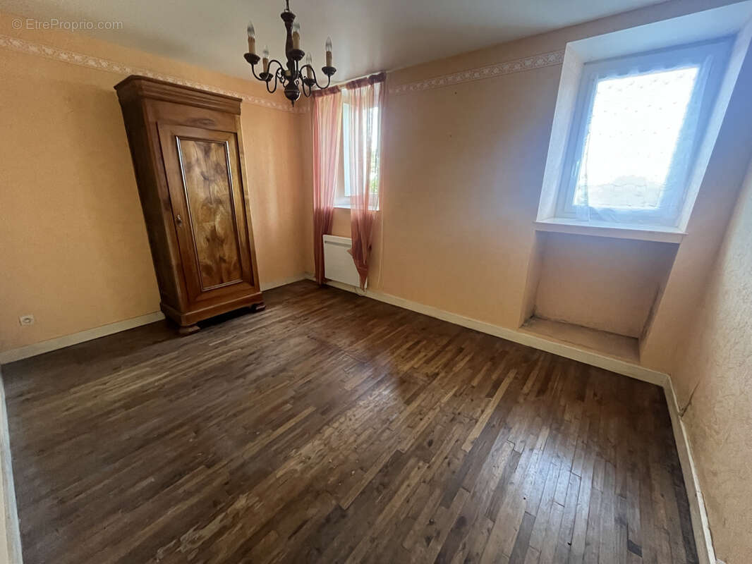 Maison de campagne à rénover avec fort potentiel - Combourtillé - photo 4