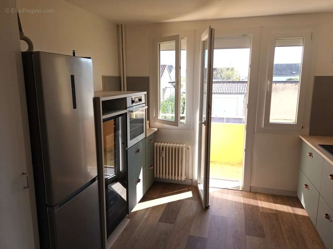 Appartement à MONTCEAU-LES-MINES