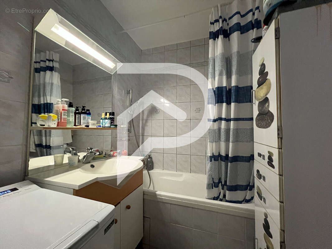 Appartement à ELANCOURT