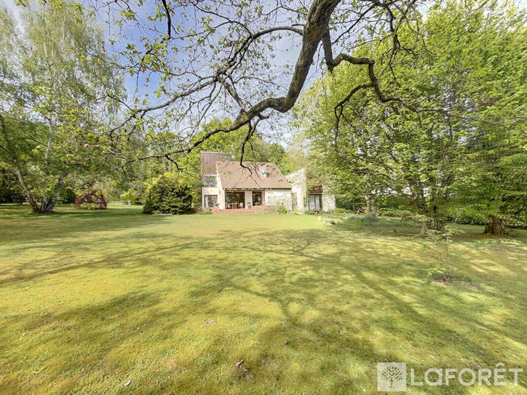 Maison à GIF-SUR-YVETTE