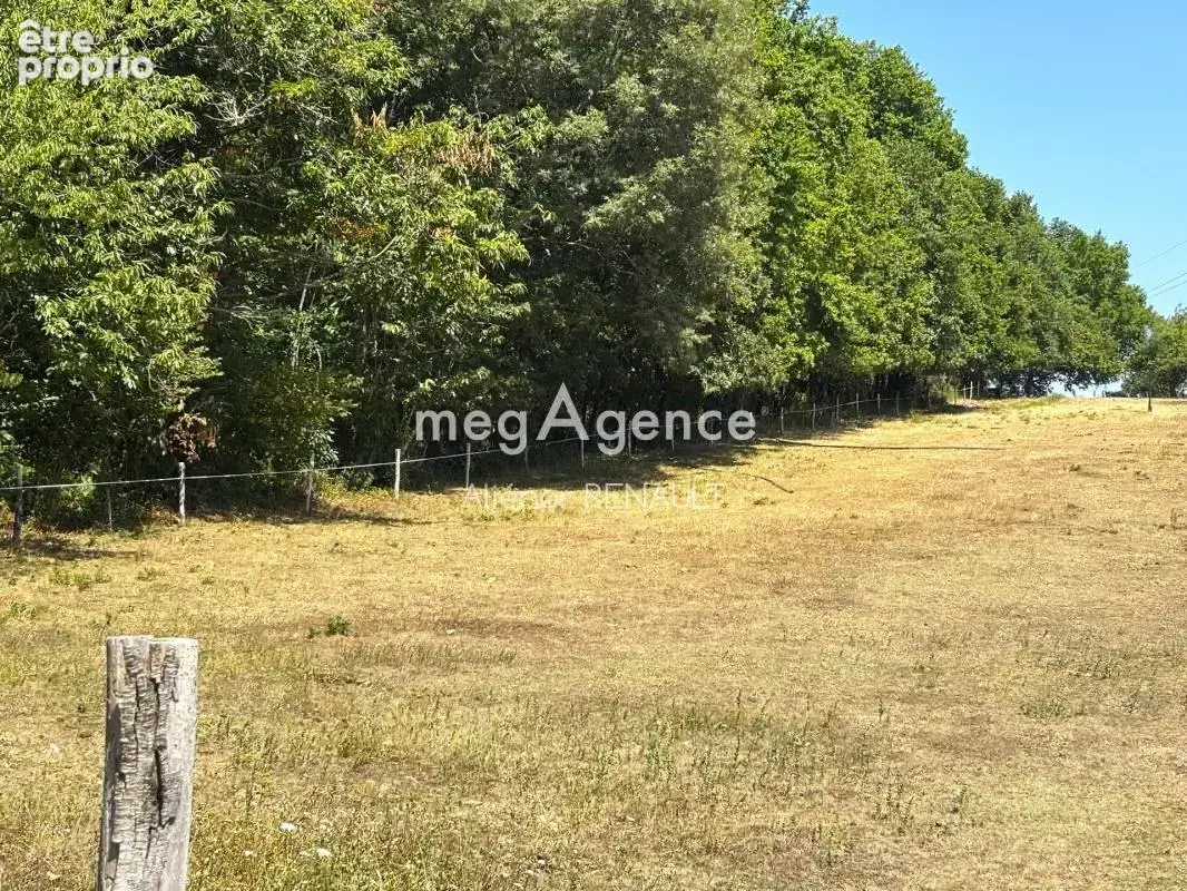 Terrain à bâtir proche Lalinde - 6760 m² - photo 3