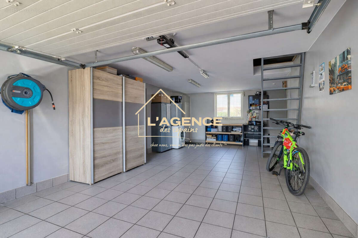 Maison à HAZEBROUCK