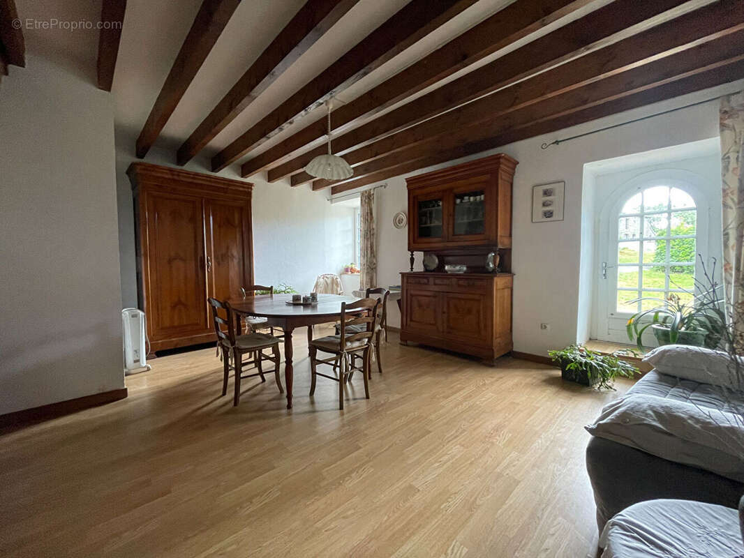 Maison à QUEBRIAC