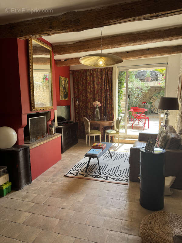 Intra-Muros, Maison de village avec patio - photo 9