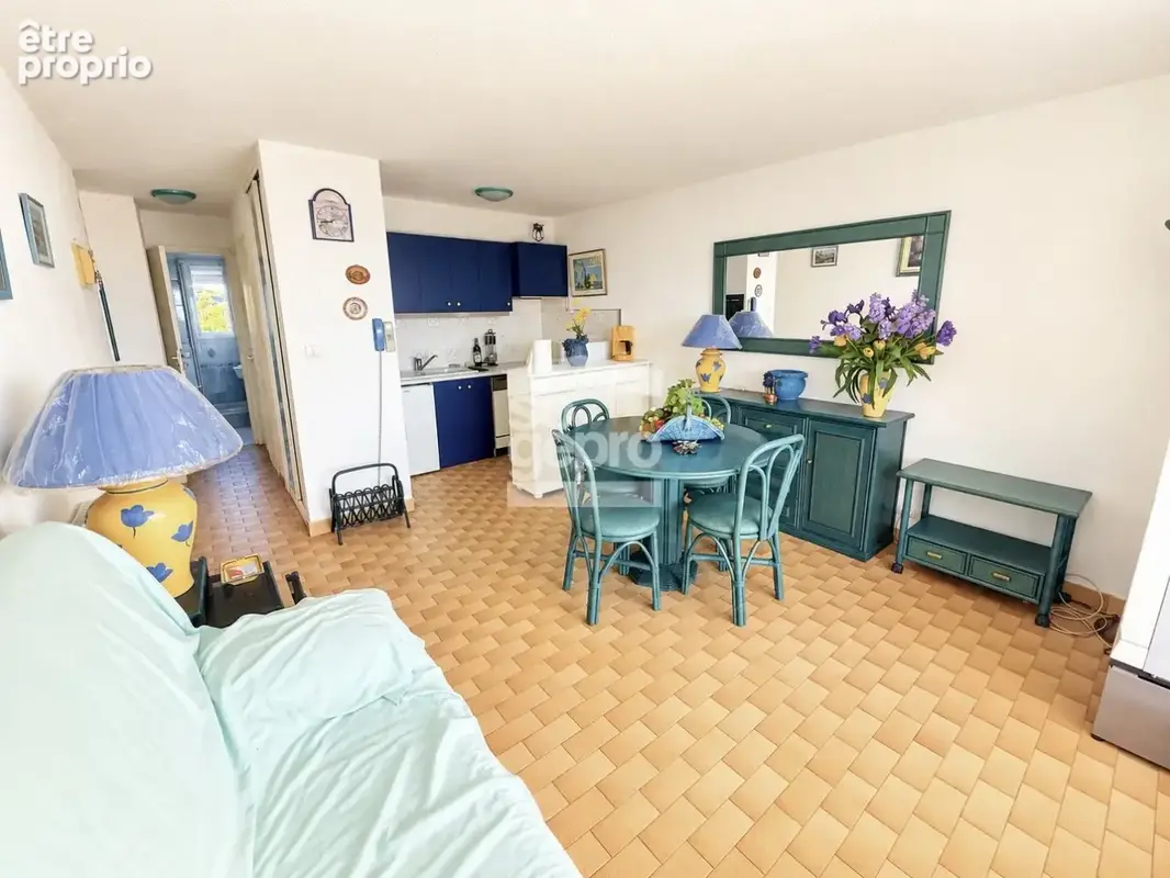 Réf : 2360 - Vente 2 Pièces cabine, avec magnifique vue Port et cellier au Cap d'Agde ! - photo 4