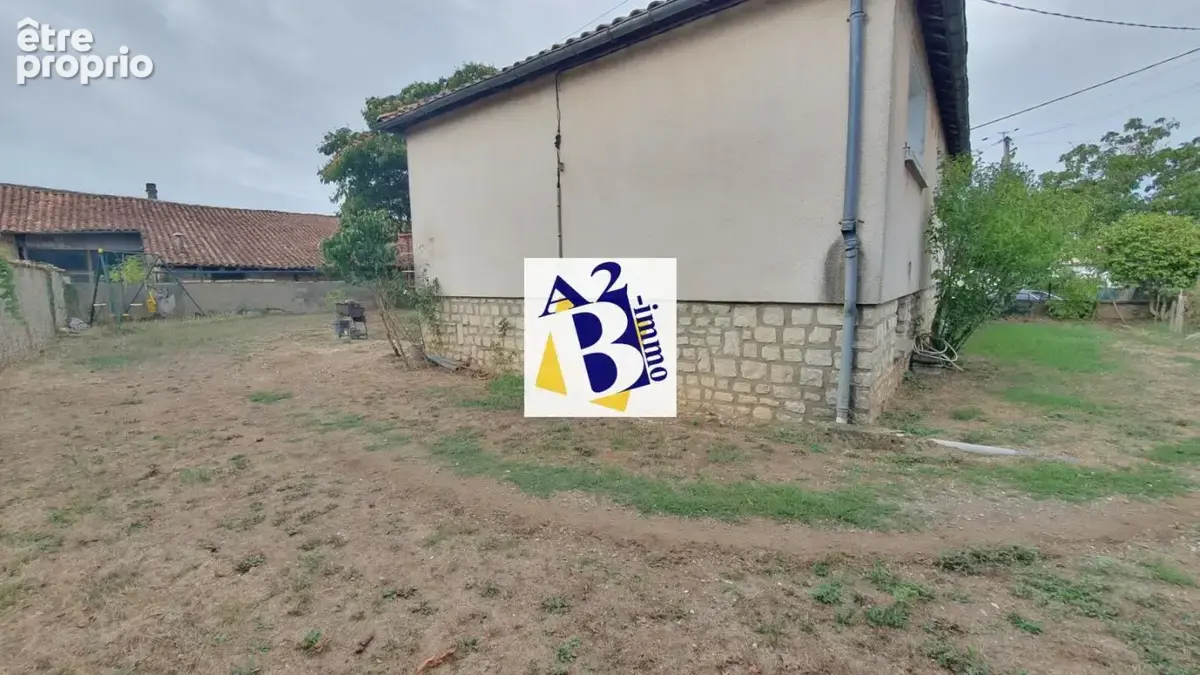 10km sud de la rochefoucauld - photo 25