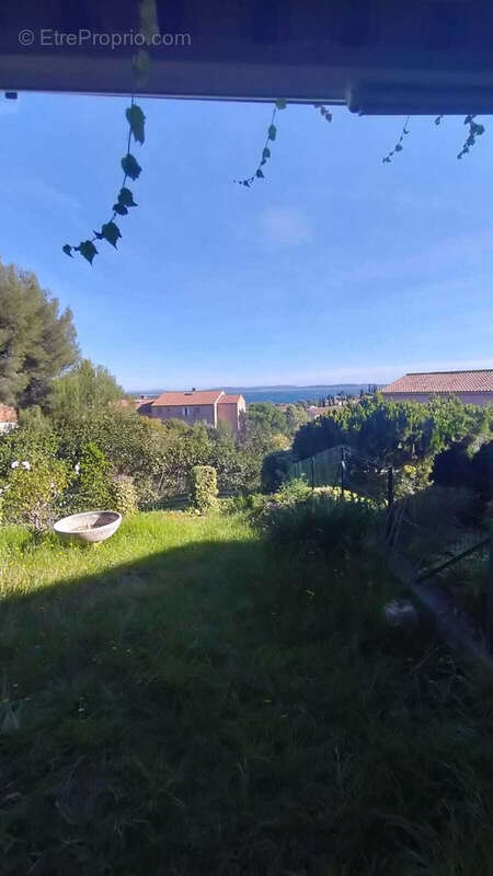 Maison à CARQUEIRANNE