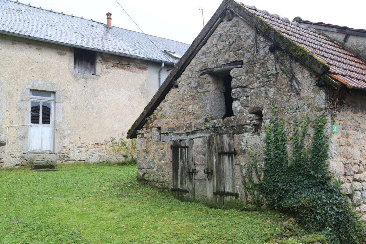 Maison à POIL
