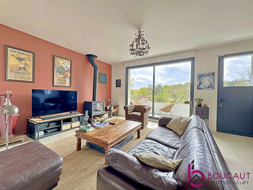 Maison à LE PLESSIS-ROBINSON