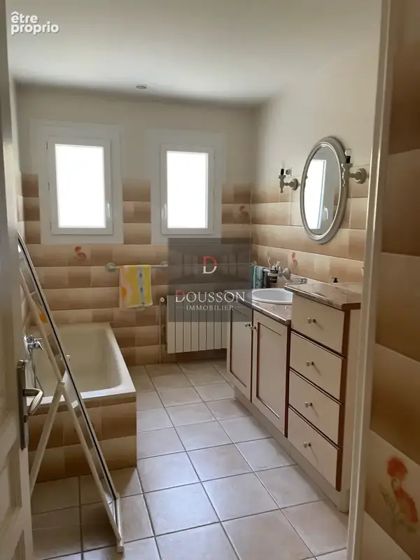 Villa avec piscine et jardin d’oliviers - photo 8