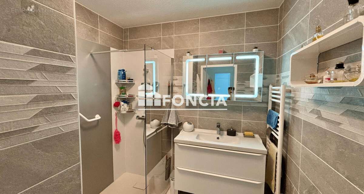 Appartement à AIX-LES-BAINS