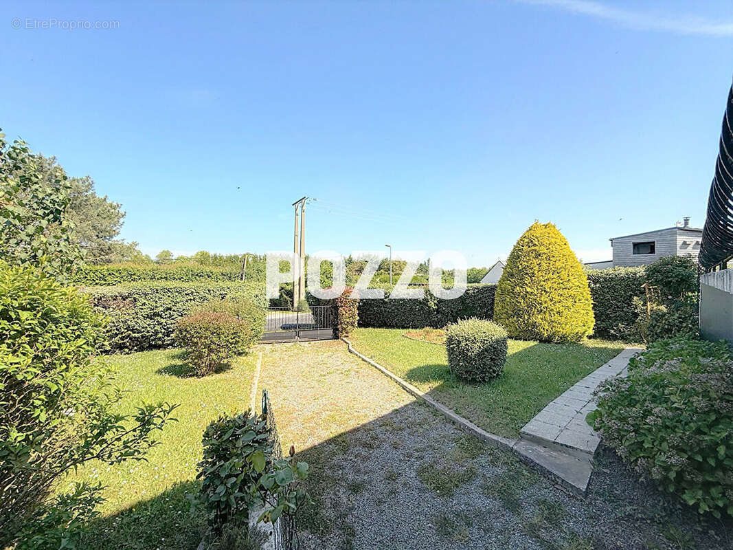 Maison à SAINT-PAIR-SUR-MER