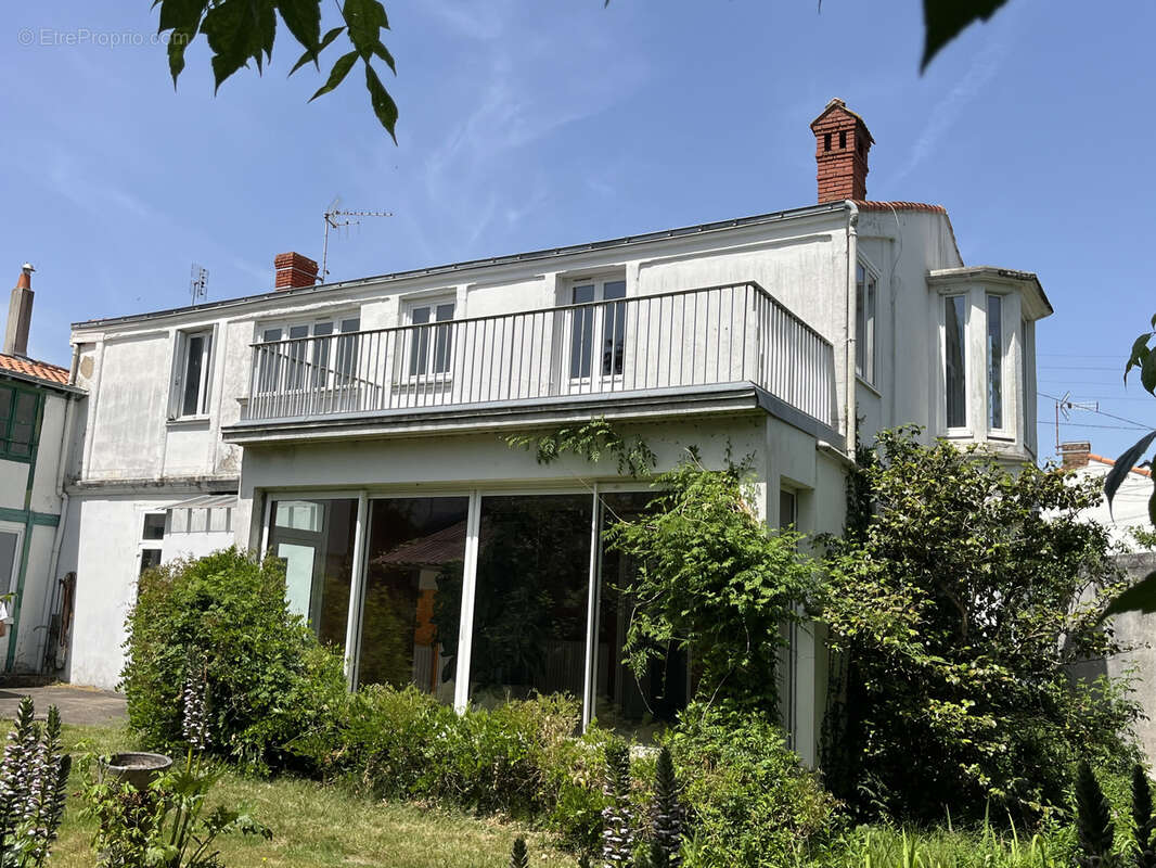 Maison à BOUGUENAIS