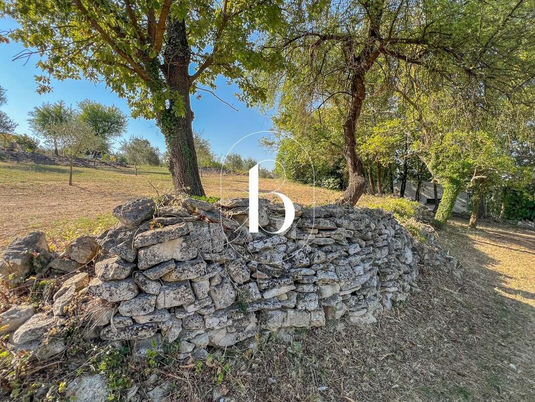 Terrain à BARJAC