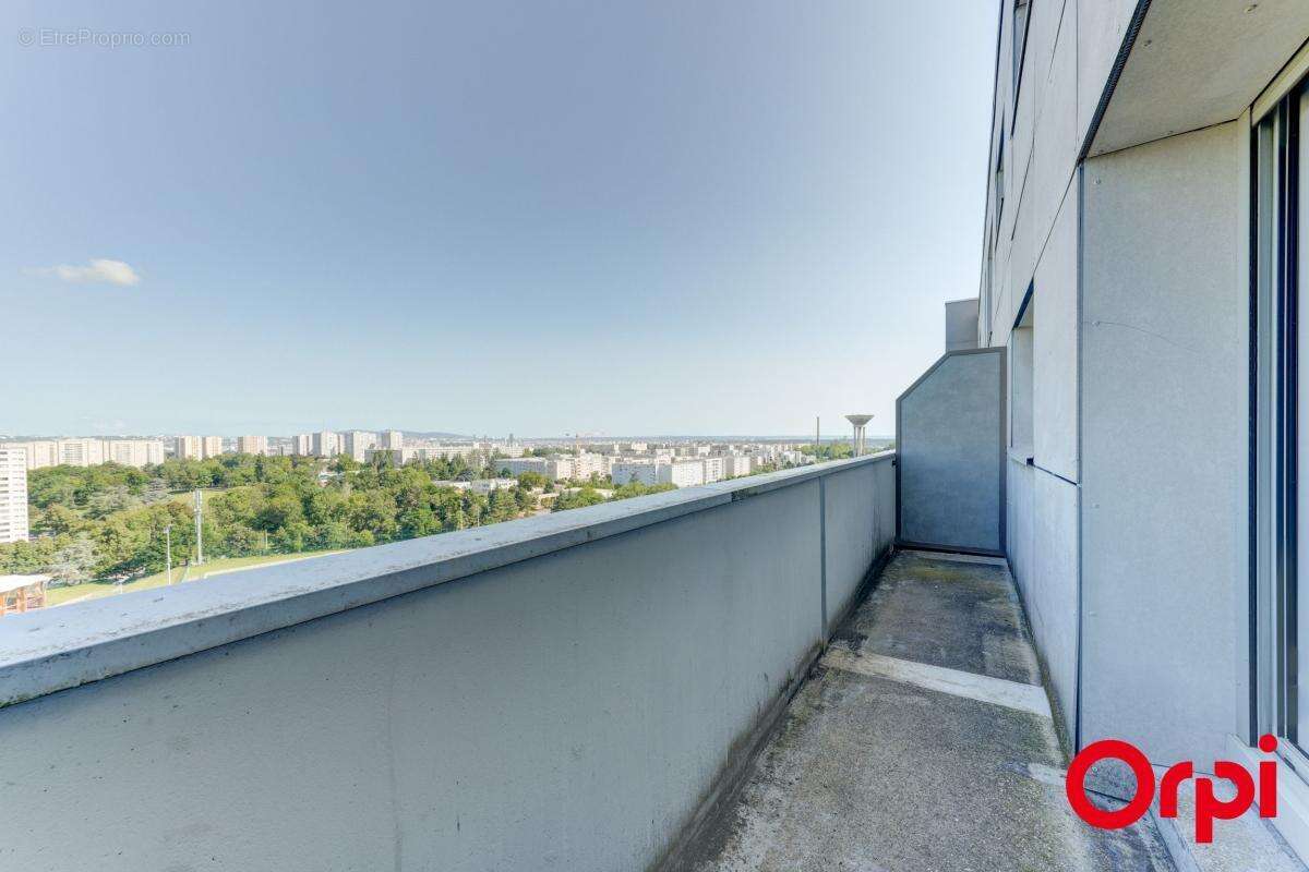 Appartement à VENISSIEUX