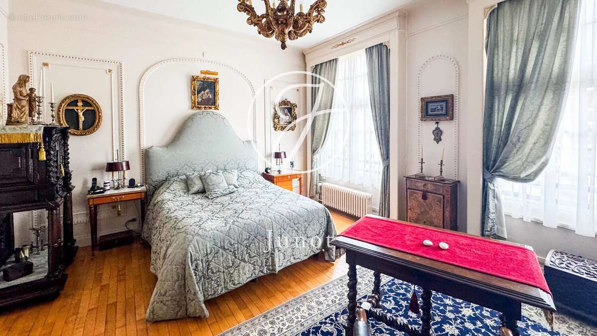 Maison à LA MADELEINE