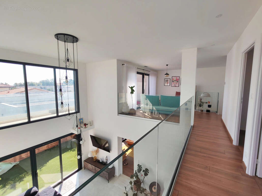 Maison à VILLENEUVE-DE-LA-RAHO