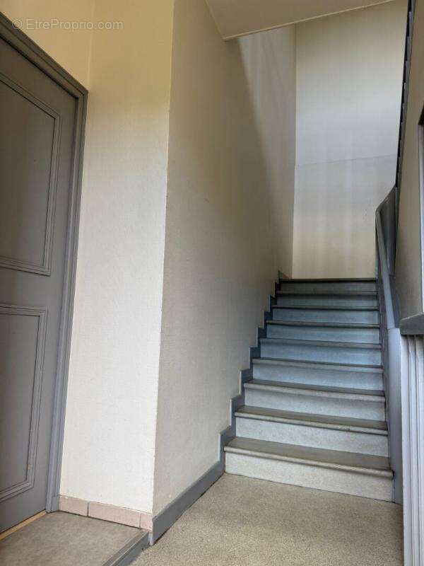 Appartement à SAINT-QUENTIN-FALLAVIER