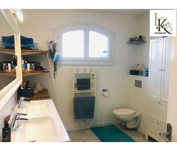 Maison à VILLENAVE-D'ORNON