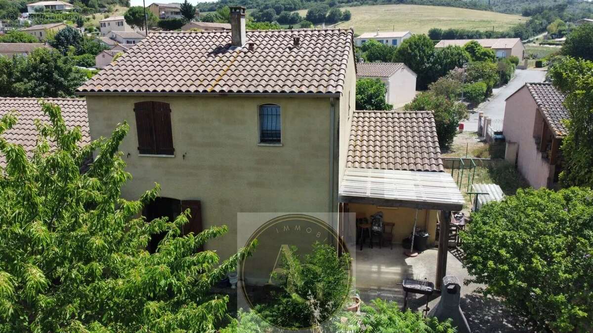 Maison à FENDEILLE