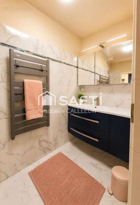 Maison 56 m² à Brossac  - photo 8
