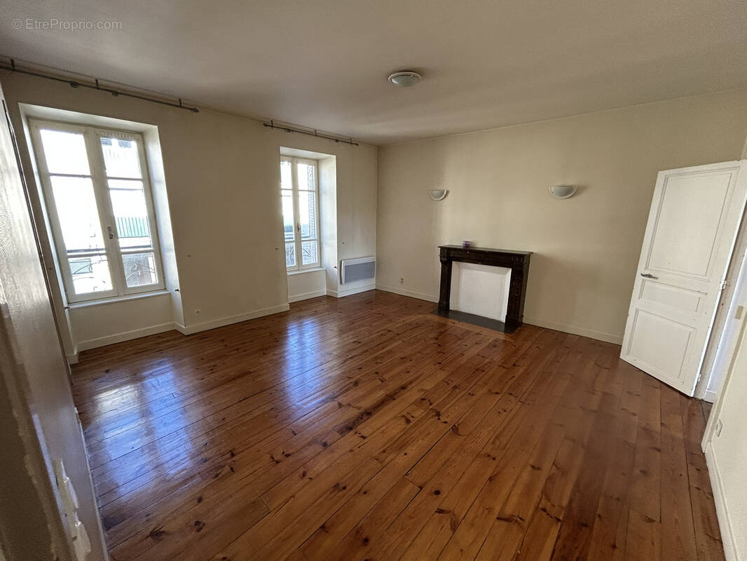 Appartement à ESPALION