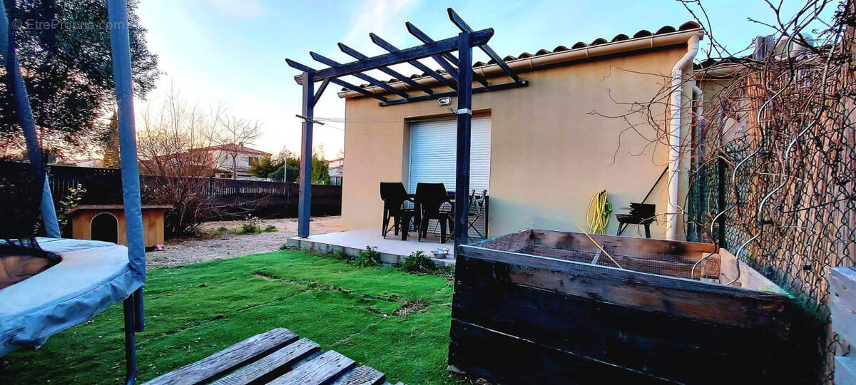 Appartement à LANCON-PROVENCE