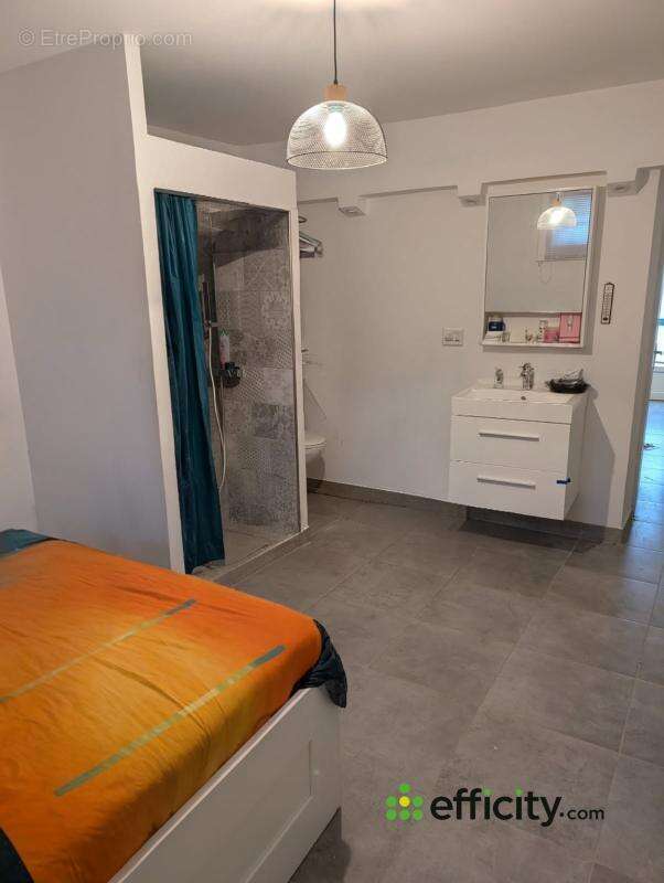 Maison à CHATILLON-SUR-CHALARONNE