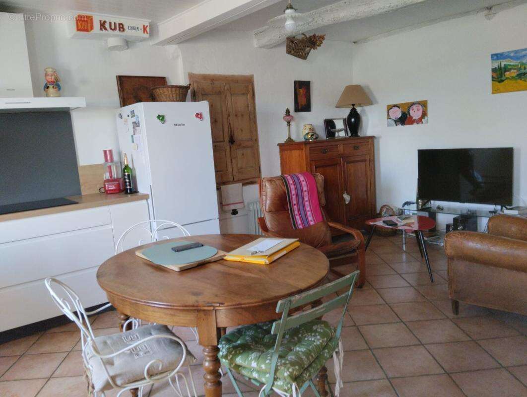 Maison à GREOUX-LES-BAINS