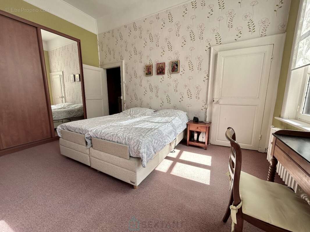 Magnifique Maison Bourgeoise de 213m2 datant 1815. - photo 9