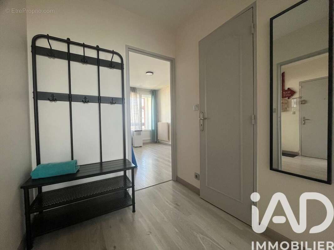 Photo 4 - Appartement à FLEURY-LES-AUBRAIS