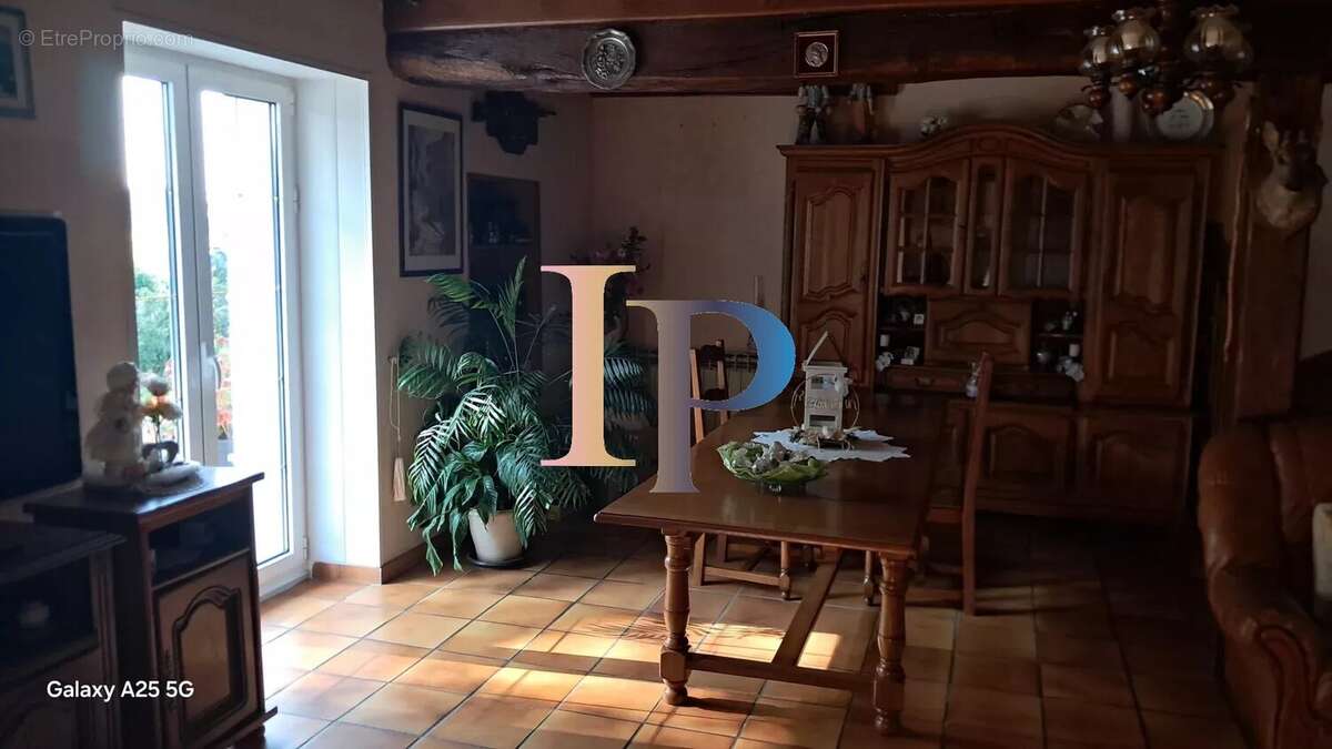 Maison à DIGOIN