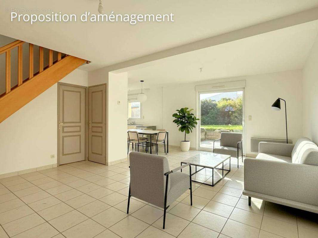 Maison à LA MEAUGON