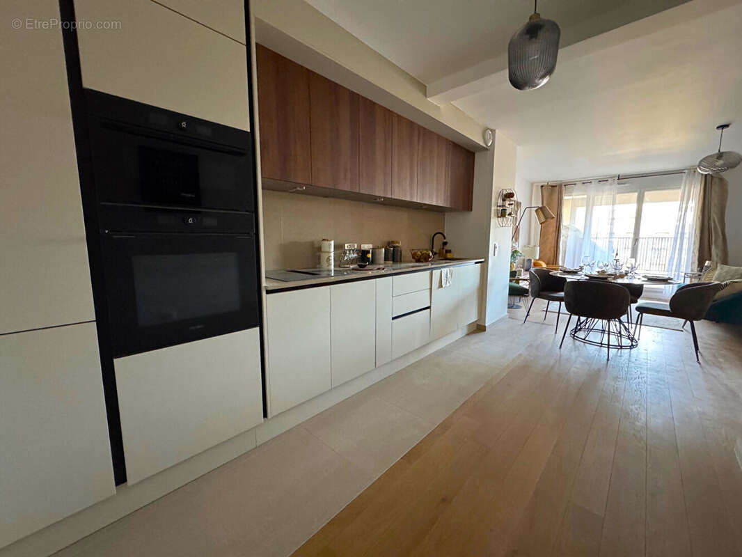 Appartement à ISSY-LES-MOULINEAUX