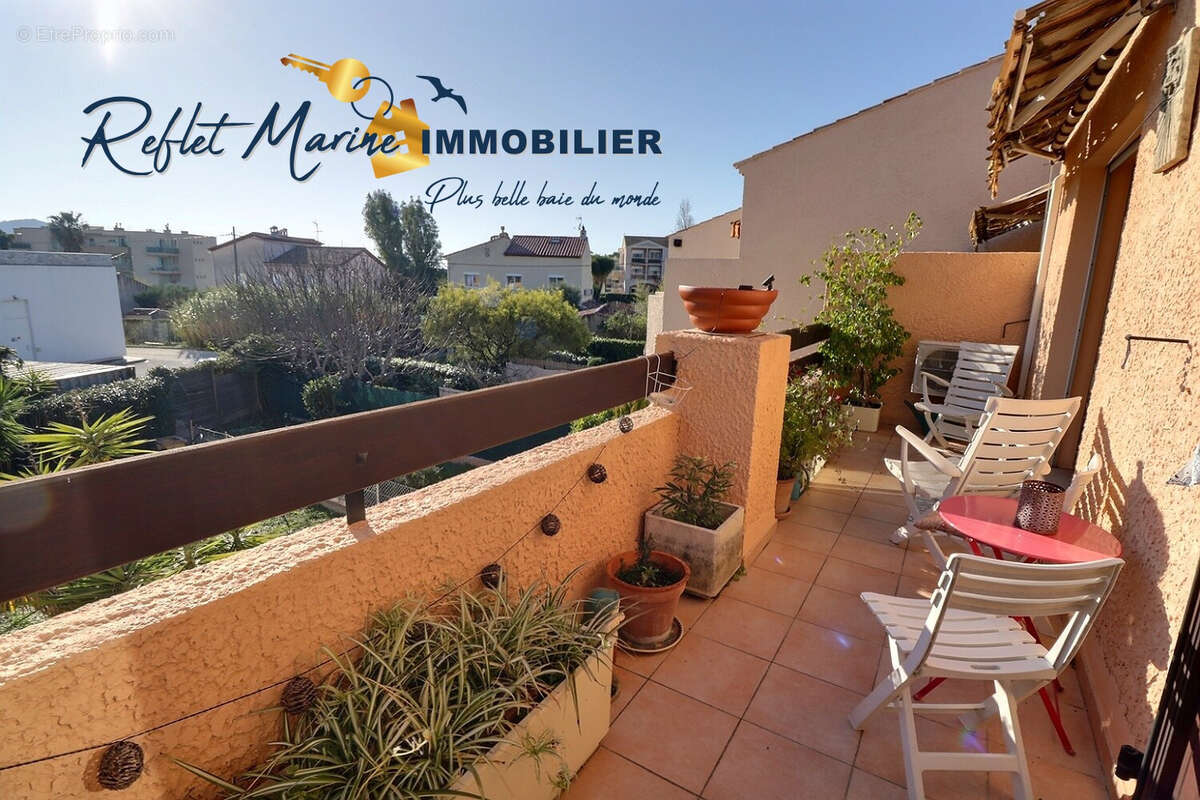 Appartement à SAINT-CYR-SUR-MER