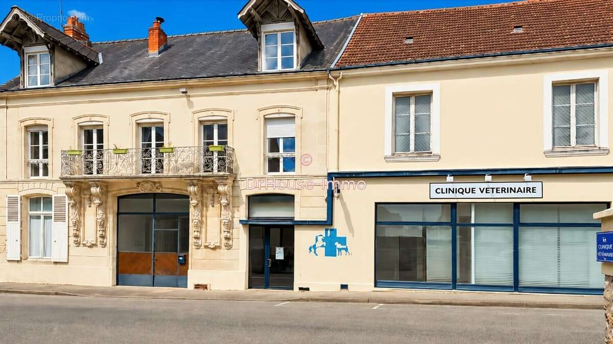 Appartement 448 m² à Mamers  - photo 10