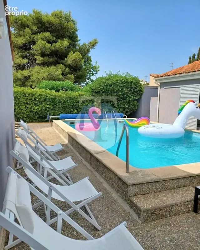 Canetoise 6 pieces avec piscine + dependances - photo 19