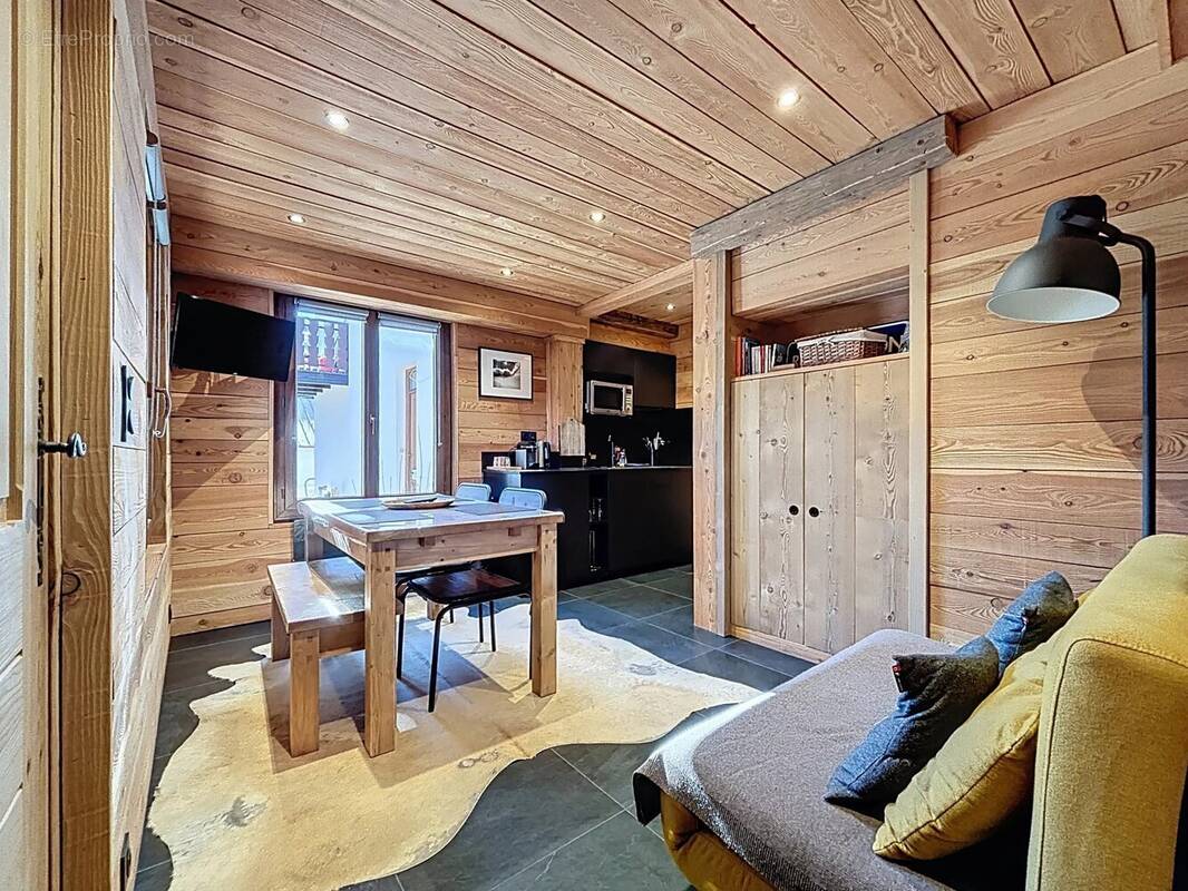 Appartement à SAINT-ETIENNE-DE-TINEE